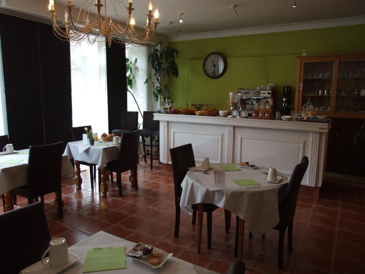 Logis Hotel L'Occitan 2 Etoiles ไกยัก ภายนอก รูปภาพ
